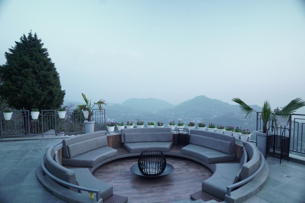 Villa Whispering Pines Bhīm Tāl Esterno foto