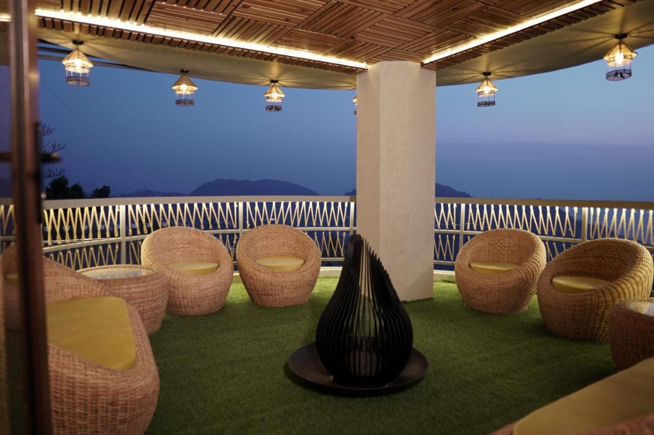 Villa Whispering Pines Bhīm Tāl Esterno foto